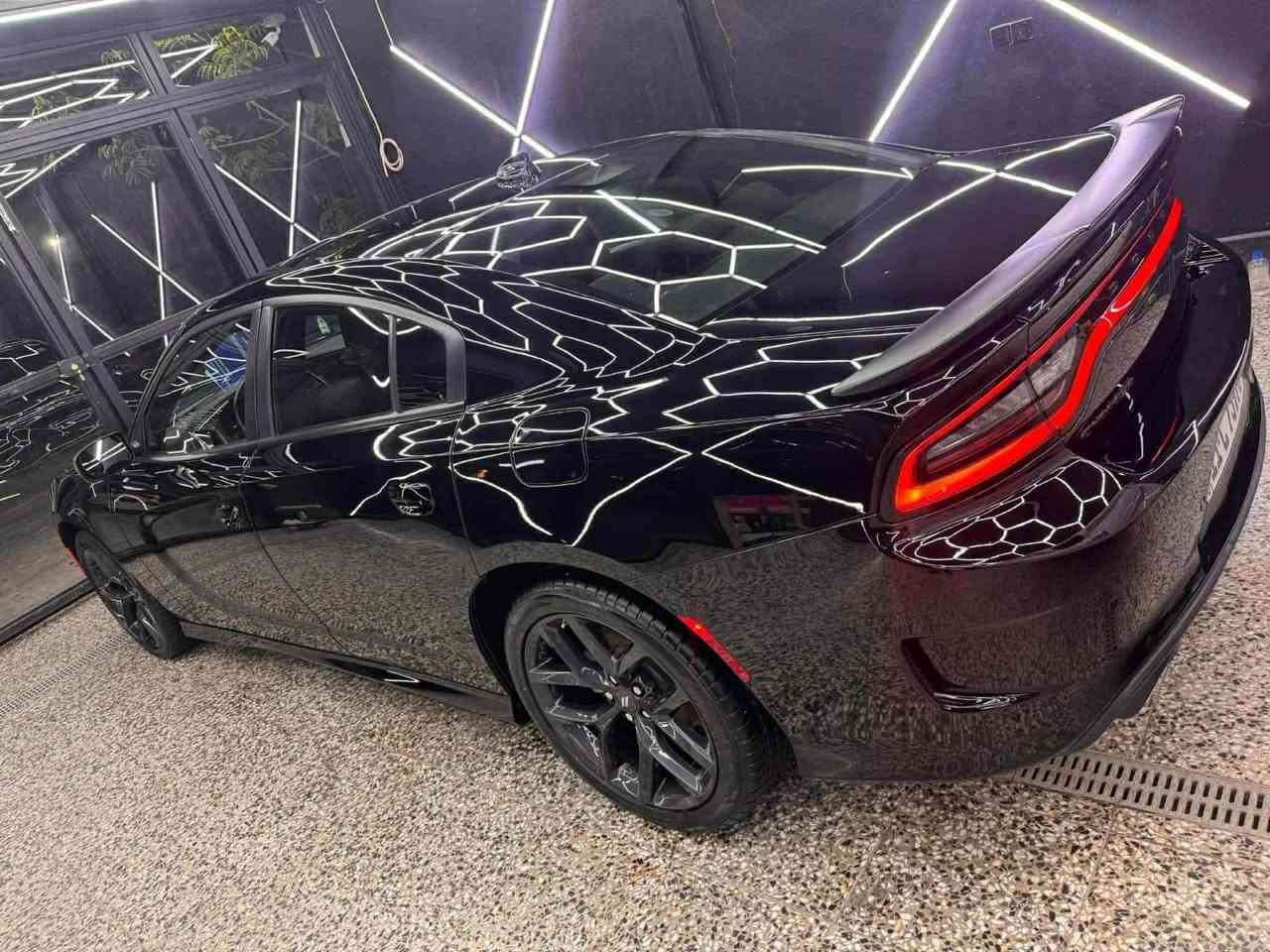 للبيع دودج جارجر GT موديل 2022 🔥🚗
✅ موديل 2022 بدون ايرباغ حادثها موضح بالصور

✅ فئة GT

✅ محرك 3.6 V6 (300 حصان) مكفول

✅ ممشى 44 ألف كم فقط

✅ جير 8 سرعات

✅ جنوط 20 إنج أصلية

✅ شاشة كبيرة + كاميرا خلفية

✅ بصمة + تشغيل ريموت

✅ مانع انزلاق + وضعيات قيادة

✅ اللون أسود لؤلؤي 

✅ استخدام نظيف 

للأستفسار 

 ***********
