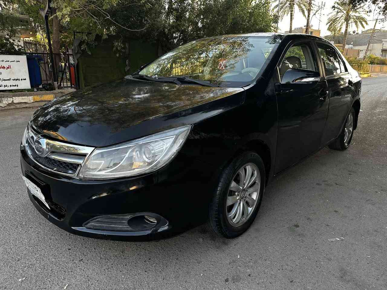 ***********
بي واي دي f5 موديل 2014 محرك كير تيوتا كورلا بيكاجو 1800 المرغوب السعر 60 ورقة  سيارة محرك كير تبريد تدفئة غرفة كله جديد رقم  بغداد مشروع وطني تحويل مباشر سنوية جديدة سيارة بيها صبغ مكانات قليلة بصمة كشنات جلد شاشة كامرة فول تحكم ستيرن حساسات خلفية المكان السيارة  الصليخ ال ٦٠٠ للاستفسار هذة رقمي ***********
