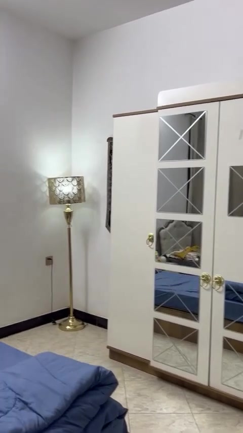 غرفة  للبيع نظافه 100/100
المكان حي جهاد***********
