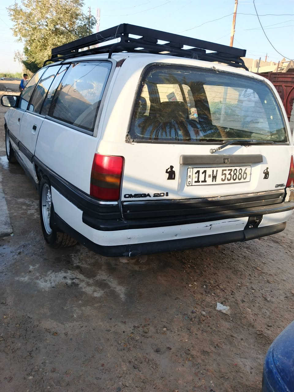 السلام عليكم للبيع اوبل اوميكا ٩٢سنويه باسمي تحويل مباشر رقم انكليزي شواصي بلاد كهربائيات
 ار فيو بلاد صافيه
 محرك ٢٠٠٠يبخر لا دخان ولا صوت ناعمه ترايك وين مايعجبج شلعه ومشي سعر ٢٥ قفل مكاني بغداد أبي غريب النصر والسلام ***********
