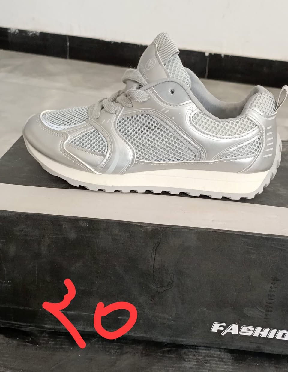 الاسعار من ٦ الاف الى ٨ الاف
توصيل موجود بغداد الاف والمحافظات ٣ الاف


**إذا كنت صاحب هذا الإعلان وتريد حذفه لأي سبب، رجاءا أرسل رسالة إلى الدعم الفني**