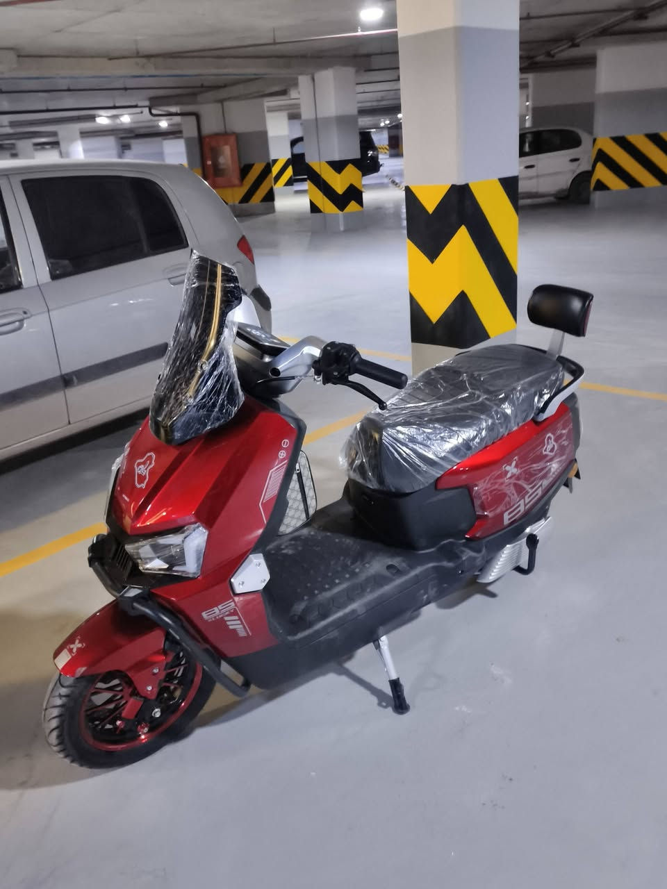 السلام عليكم صاعقة للبيع 
الدراجة ما صارلهة شهرين عندي ماشية الفين الدراجة زيرو الدراجة مكفولة كفالة عامة و اطيك ضمان رايتهة 900 الف و بيهة مجال بصيد حك الجية وخسران بيهة الله شاهد ومستعجل على بيعتهة

العنوان: بغداد المنصور شارع مطار المثنى 

التواصل: و اتساب فقط ***********
