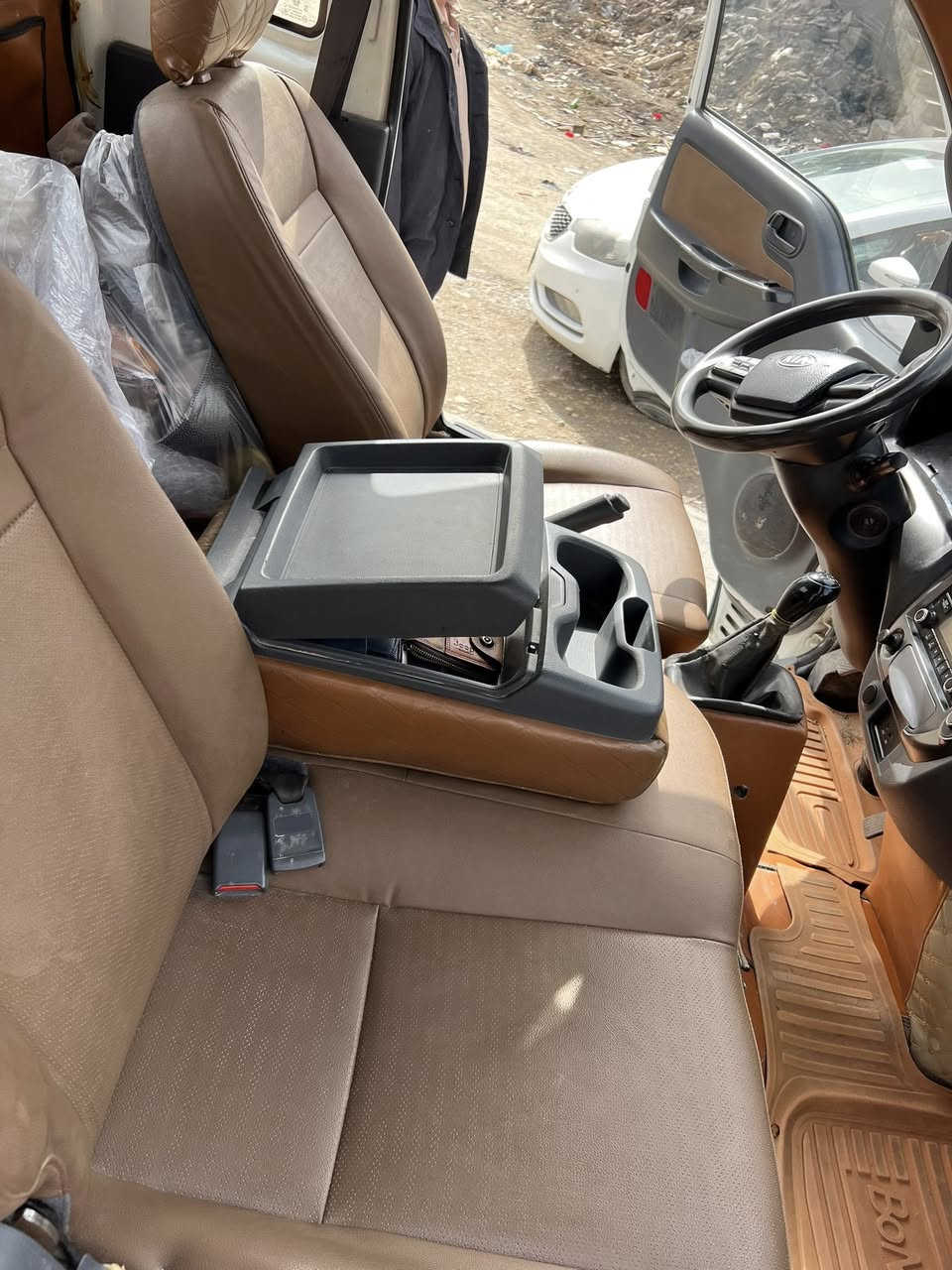 السلام عليكم للبيع
كياه 2020
فول مواصفات 
كافه عامه 
تخم تاير 
مكينه وكير واكسن مكفول 
دوشمه كامله 
***********
