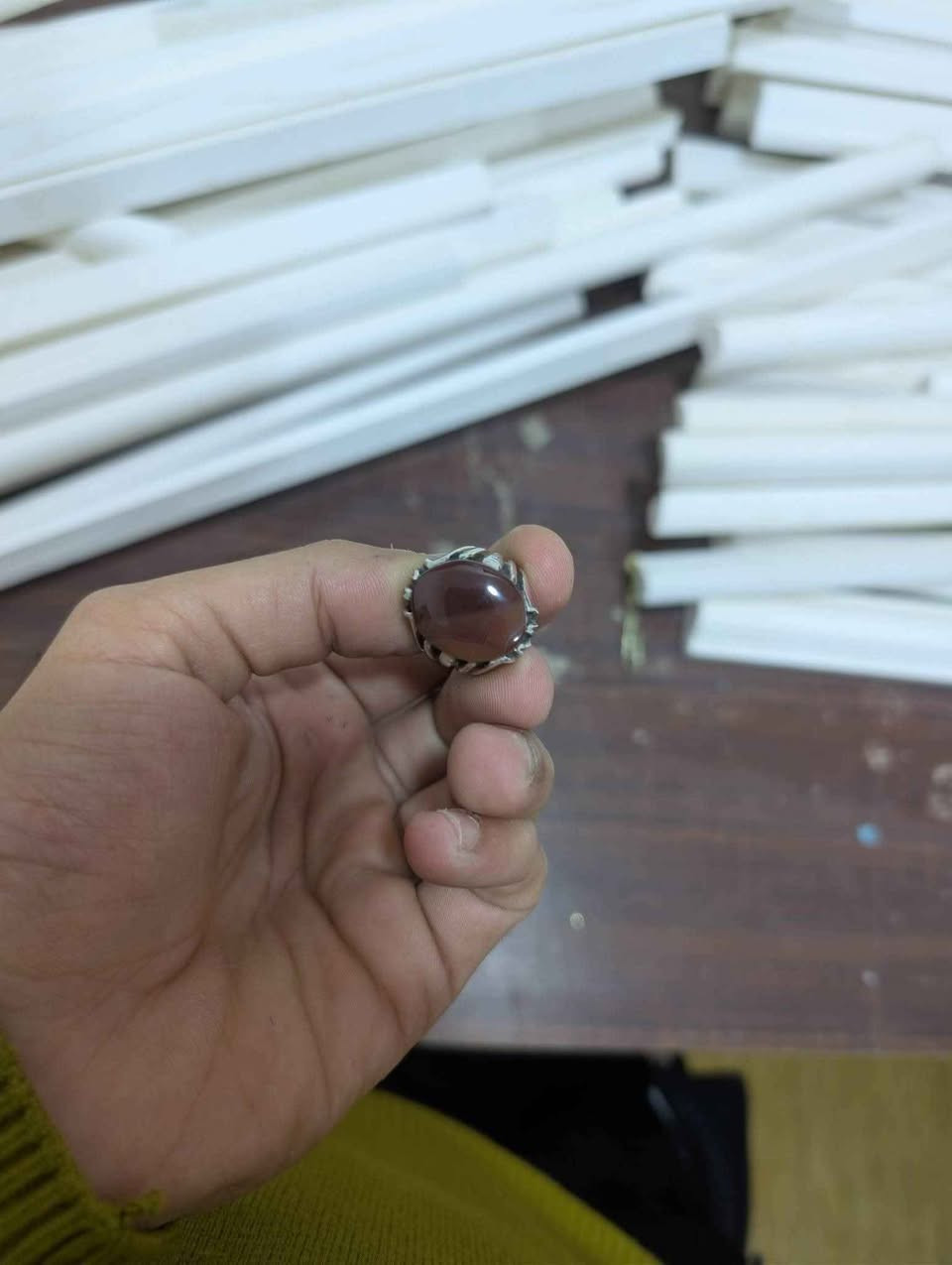 سلام عليكم محبس يماني شذرة اصلي وفضة عراقي صياغة يدوي قياس 20/19 سعر 85
مكاني بغداد 
توصيل موجود بغداد, العراق


**إذا كنت صاحب هذا الإعلان وتريد حذفه لأي سبب، رجاءا أرسل رسالة إلى الدعم الفني**