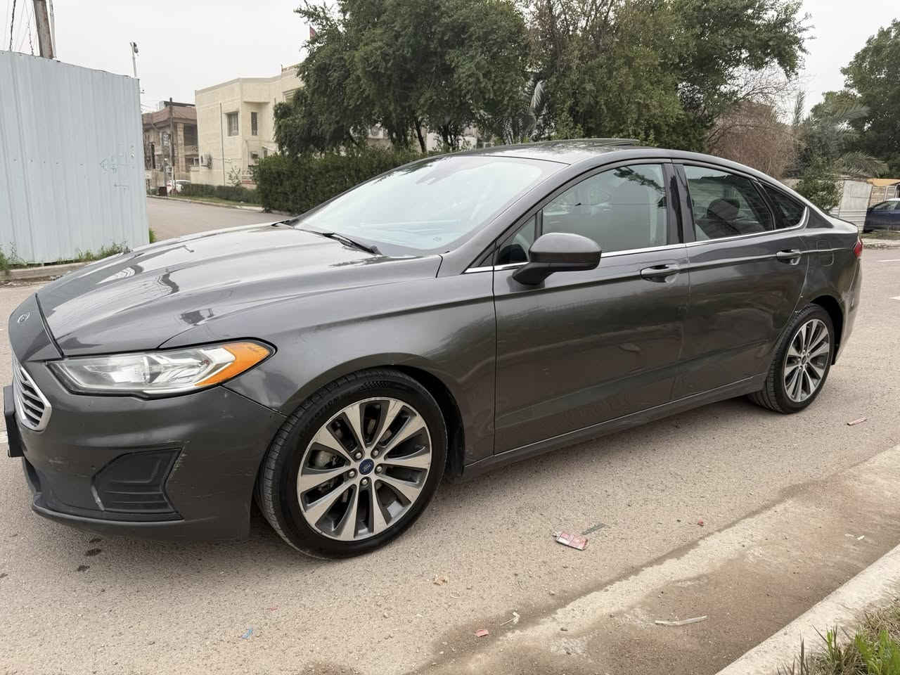 السلام عليكم عندي فورد فيوجن موديل 2020 فول مواصفات 1/1 محرك 2000 تيربو
بيع فقط محتاج فلوس 
حادثهة جاملغ خلفي وقبغ جنطة مبدل بدون ايرباك وبلعراق صار بيهة صبغ جاملغ امامي بدون فتح بدون حادث بس شخوط ونصبغ  بجم كبس شركة
 محرك كير مكفولات صدر امامي خلفي بدلتة جديد مع تخم تاير جديد مسويلهة ادامة كاملة ولا كلوب معلوك بدشبول الحمدلله
السيارة الحمدلله خير من الله صارلهة فوك ال4 سنوات عدنا 
يرادلهة رادار خلفي وبك لايت خلفي يشكل مرات ويرادلهة بولش ممبولشة ابد 
مواصفات 
فتحة 
بصمة
رادار امامي وخلفي 
حساسات
كشنات الامامية كهرباء 
شاشة وكامرا
قطعتين تبريد 
موصفات الفيوجن معروفة
سعرهة 112 وبيهة مجال بسيط جدا ماكو هيج سعر جوة السوك بلعافية علياخذهة
مكاني بغداد حي العدل 
***********
