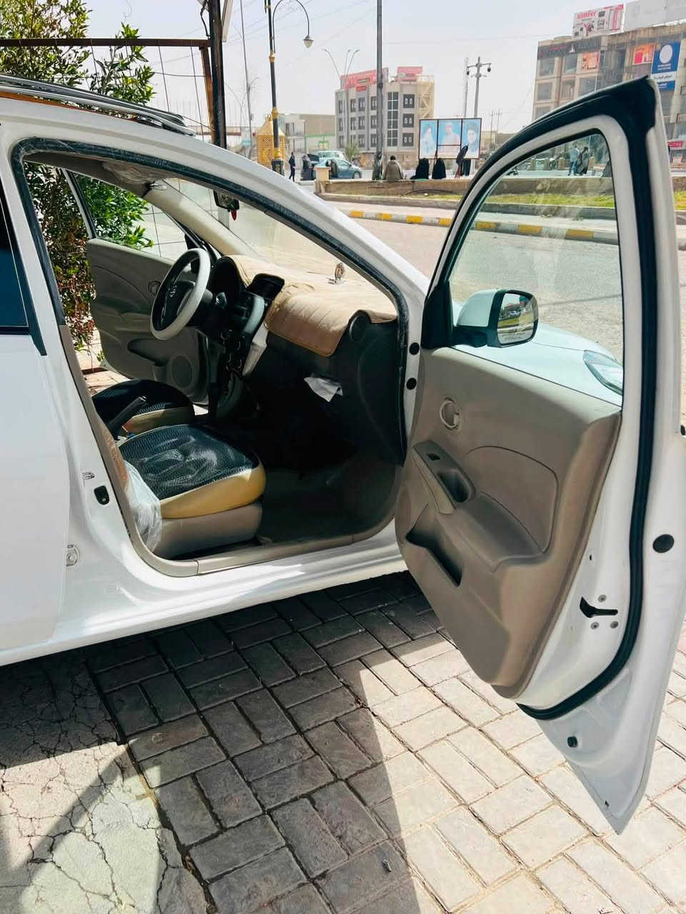 السلام عليكم 
نيسان سني هندي موديل 2019 
كير محرك مكفولات 
تبريد شغل  
رقم جديد بغداد دولي  هزة جديدة 
‏صدر ￼
 جديد امامي وخلفي 
مكاني بواسط  تحويل ثاني  ***********￼
