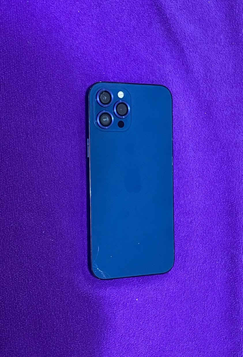 ايفون 12 برو ماكس
ذاكره 256 بطاريه 75
الجهاز مامبدل اي شي
مكفول ومابي اي خلل ولا داخل صيانه 
فقط فطر بحافة الضهر
نموذج m شرق اوسط مع كارتونه
مكاني بغداد السعر 425


**إذا كنت صاحب هذا الإعلان وتريد حذفه لأي سبب، رجاءا أرسل رسالة إلى الدعم الفني**