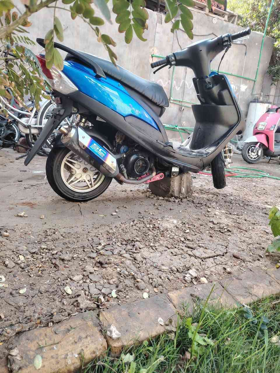 السلام عليكم شباب مكس عدل بيها هواي غراض مزوده وكدام عينك راعيها محتاز كلش اليريدها بي خير ويدلل السعر مالتها 500 وين اليدور الكطه مكاني نجف مشخاب هاذه رقمي *********** تحياتي الكم
