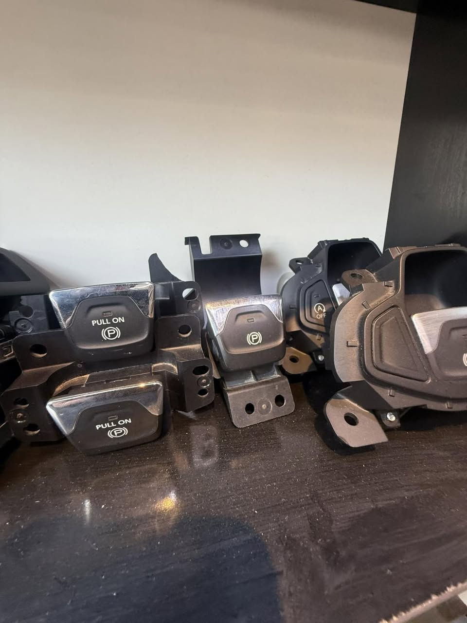 مرحبًا بكم في محلات السفير! نحن هنا لمساعدتكم في تلبية احتياجاتكم من قطع الغيار. إذا كنت ترغب في تثبيت حجز قطع غيار، يرجى تقديم التفاصيل التالية:

- نوع القطعة المطلوبة
- العنوان الذي ترغب في توصيل القطعة إليه
- موعد التوصيل المناسب لك
- التوصيل مجاني لجميع انحاء العراق
سنكون سعداء بخدمتكم وتقديم المساعدة اللازمة.
سامر الشمري *********** #بغداد #العراق #العراقي
