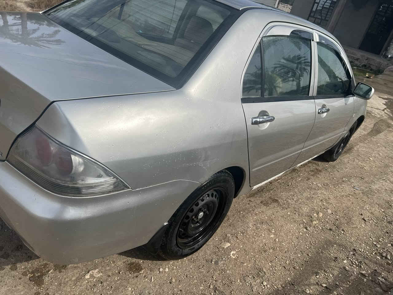 السلام عليكم
لانسر للبيع موديل 2011 مكينة 2000 نظيفه جدآ بأسمي تحويل ثاني يوم بيها صبغ دعاميات ثنين وبيها بارد بين الباب والجاملغ الأمامي جهة السائق سعرها 84 $ وبيها مجال مكانها بغداد


**إذا كنت صاحب هذا الإعلان وتريد حذفه لأي سبب، رجاءا أرسل رسالة إلى الدعم الفني**