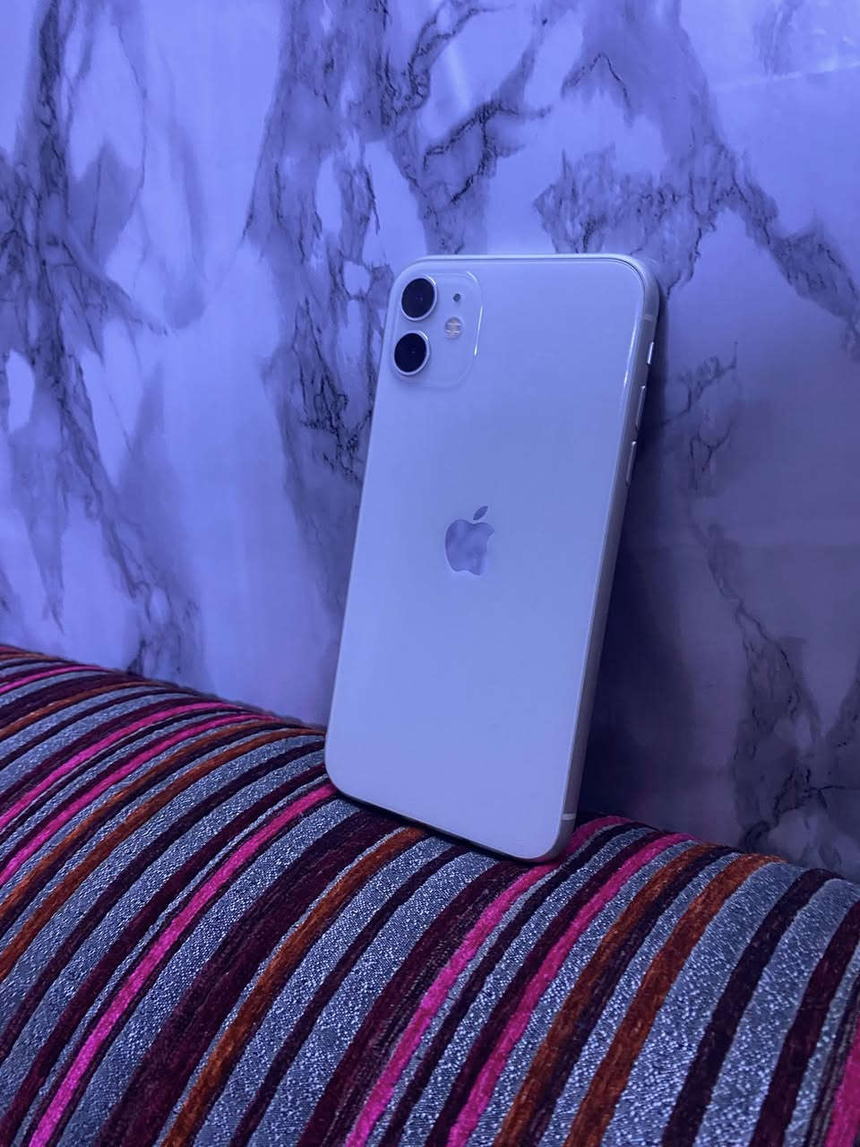سلام عليكم شباب أيفون للبيع 11  عادي ذاكرة 256 لبطارية 79 لجهاز مكفول  سعر 265 وبي مجال بغداد مدينة الصدر حي طارق رقم تليفون ٠٧٨٨ ٢٩٦ ١١٠٦
