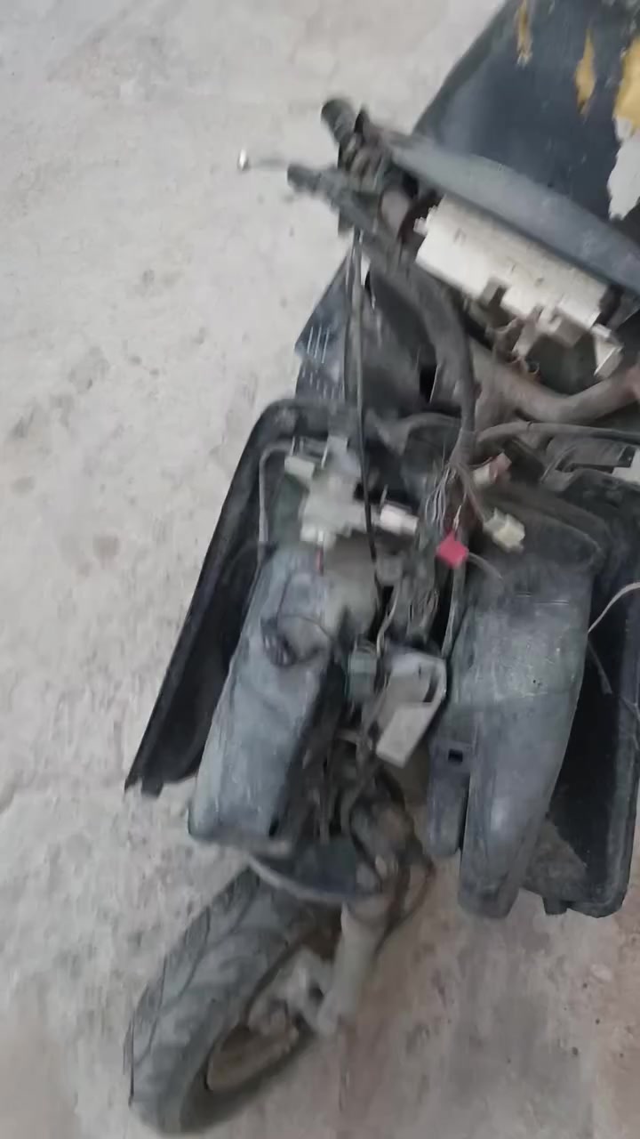 سلام عليكم دراجة فراشة ياباني شغالة خير من اللة السعر 60الف قفل من الاخير شغالة شغالة هندر وطلع مكاني الشعب بظهر بانزين خانة عدن


**إذا كنت صاحب هذا الإعلان وتريد حذفه لأي سبب، رجاءا أرسل رسالة إلى الدعم الفني**