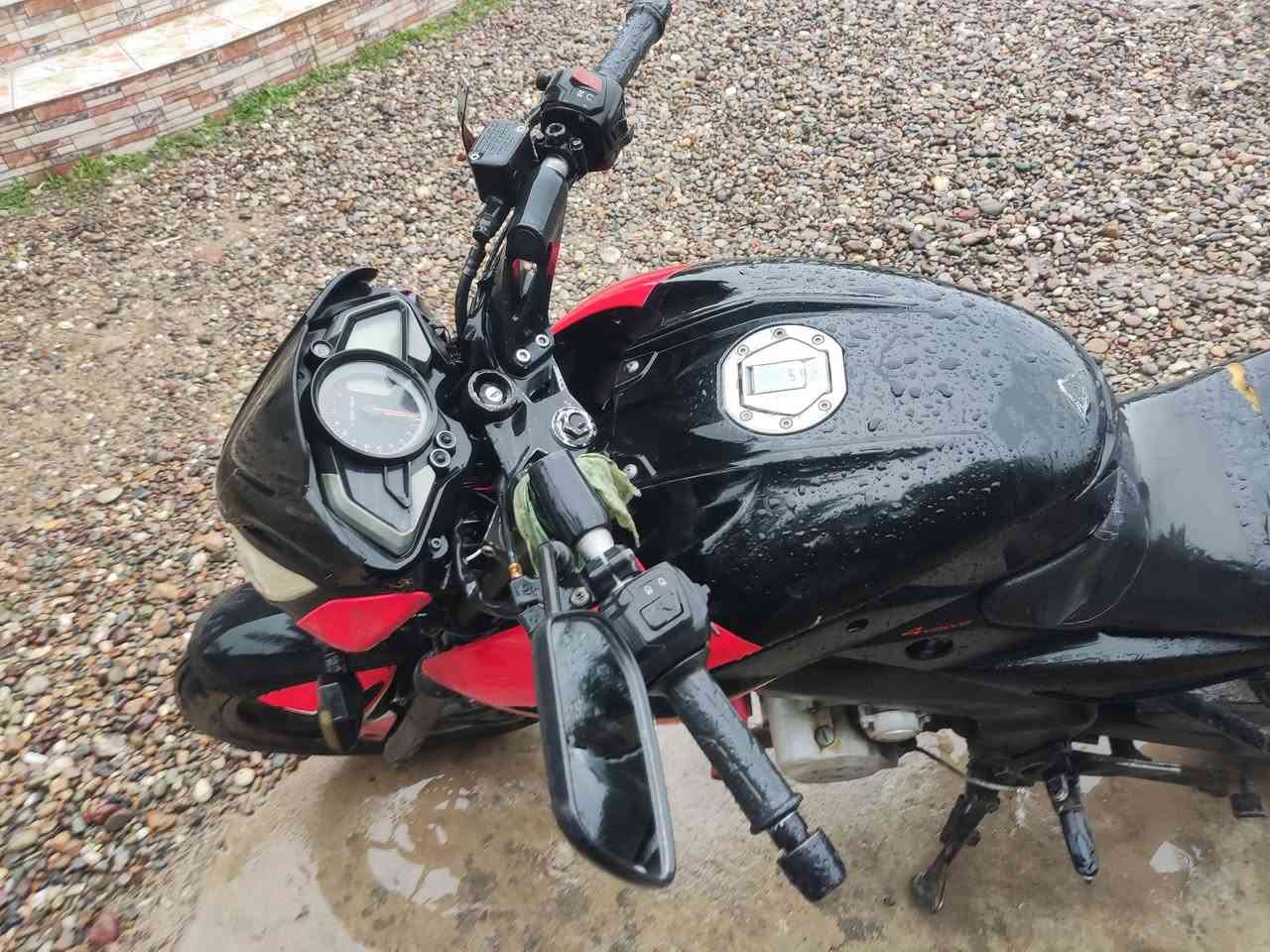 للبيع او مراوس
.السعر 450


**إذا كنت صاحب هذا الإعلان وتريد حذفه لأي سبب، رجاءا أرسل رسالة إلى الدعم الفني**