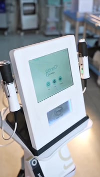 يعلن لكم مكتب الطب الحديث MHD عن توفر جهاز  Oxygeneo   📌يعمل الجهاز عل...