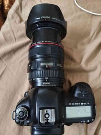 #للبيع  كانون 5d مارك 4 وياهه عدسه 24 ،105  بطاريات عدد 2 ورام وياهه و...