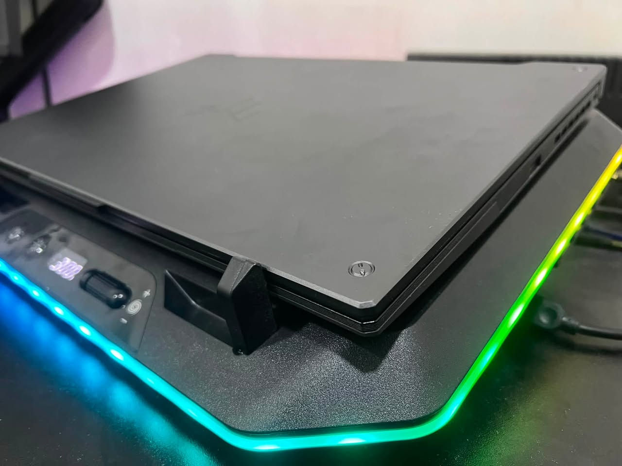 لابتوب f17 tuf gaming
المواصفات :
3060rtx (6gb) الكارت 
i7-12700h المعالج 
16ram رامات
1t المساحه 
360 هيرتز fhd
17.3 حجم الشاشه

بغداد حي الجهاد
انطوني بي سعر  
تواصل عالفيس او واتساب ***********
