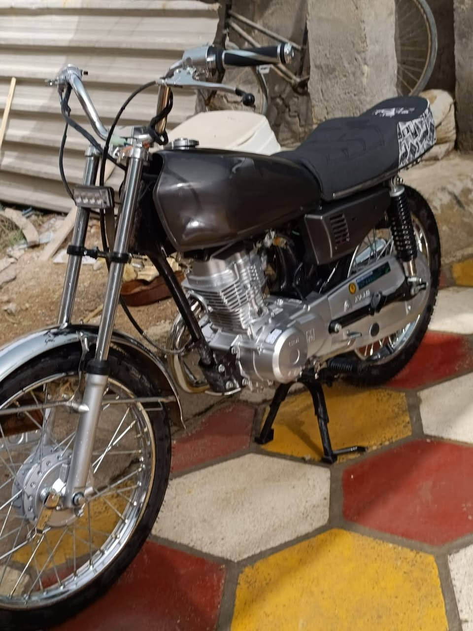 دراجة نامة شلامجة شاصي موديل ٢٠١٩ رقم و سنوية تنتهي ٢٠٣١ تحويل ثاني يوم تعميرة ٢٦ بعدهي ما ساحكة سعر مليون و 750 و بيه مجال للشراي مكاني تنومة الصالحية رقمي ***********
