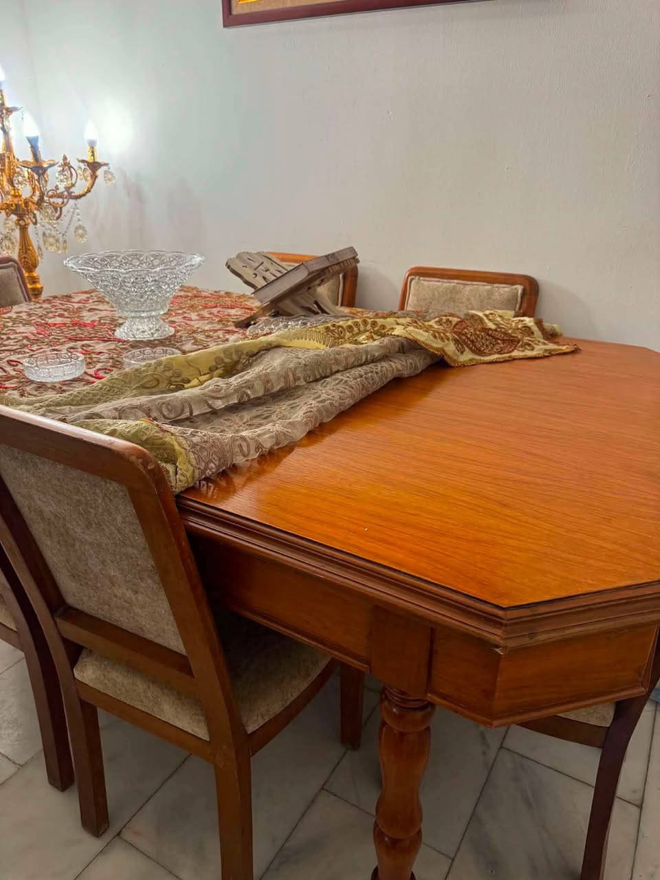 ميز طعام صاج تفصال مسوي 6 كراسي العرض 110 الطول 180 السعر 450 بي مجال بسيط
تخم مأخذي بمليون و600 مستخدم شهرين رايدي بمليون و250 بي مجال بسيط 
الفاترينا 150 بيها مجال بسيط 
المكان بغداد اليرموك حي الداخلية الشراي خاص مو شراي لاتعامل ولاتكسرون بالحاجة يرحم والديكم


**إذا كنت صاحب هذا الإعلان وتريد حذفه لأي سبب، رجاءا أرسل رسالة إلى الدعم الفني**