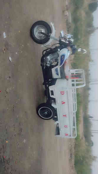 السلام عليكم ستوته موديل 11 صولي حمره معمره بيضه مكفوله كفاله عامه رجان المو شراي لا يتعبني والشراي بي خير ويدلل سعر خاص ***********
