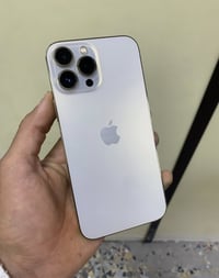 للبيع ايفون 13 برو ماكس ذاكرة 256 بطارية 95 لون ذهبي نضيف كلش مبدل بس ...