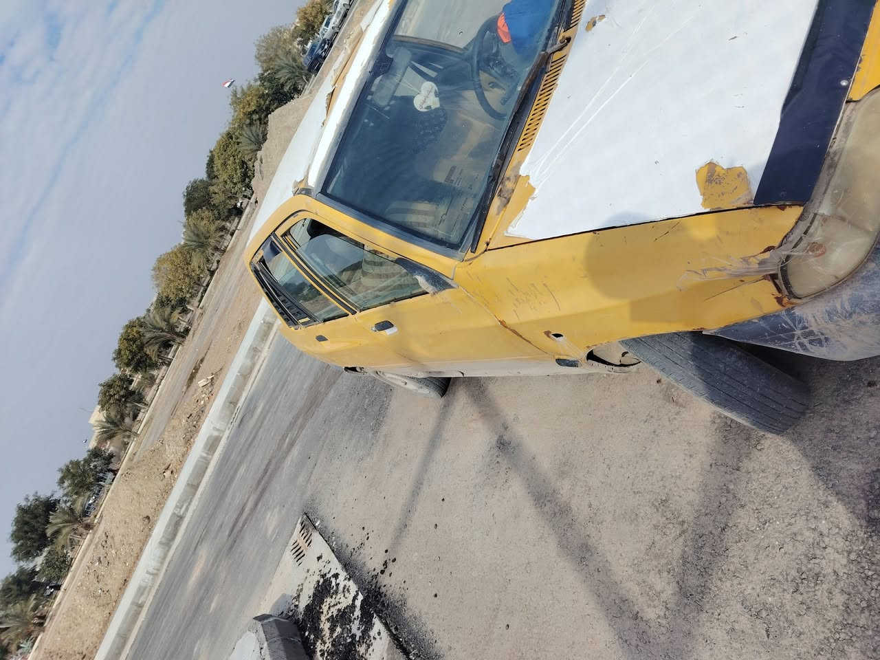 سلام عليكم سايبه كوم حديد البيع السعر بواحد وميه المكان كربلا جامعت فريحه سياره رقم بصره راعيها ماندله بس مكاتبه اكاتبك سعر بواحد وميه ***********
