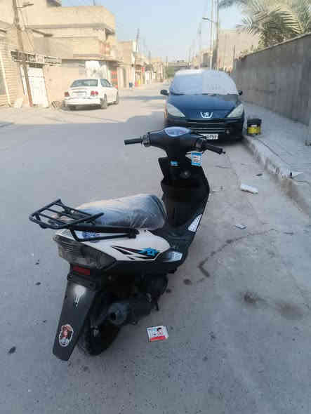 للبيع
ماكس عدله بوشة 49 بلاد مكينة تخبل وناعمة 

سلف هندر شغاله 

كهربائيات كلها شغاله نقصها هورن بس

كلها بلادية الدراجة 

سعرها 700 قفل مكاني بغداد البلديات 

***********
