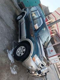 بيع او مراوس باجيرو ٢٠٠٦للبيع مكفوله السياره من الظربه والصبغ رقم بغدا...