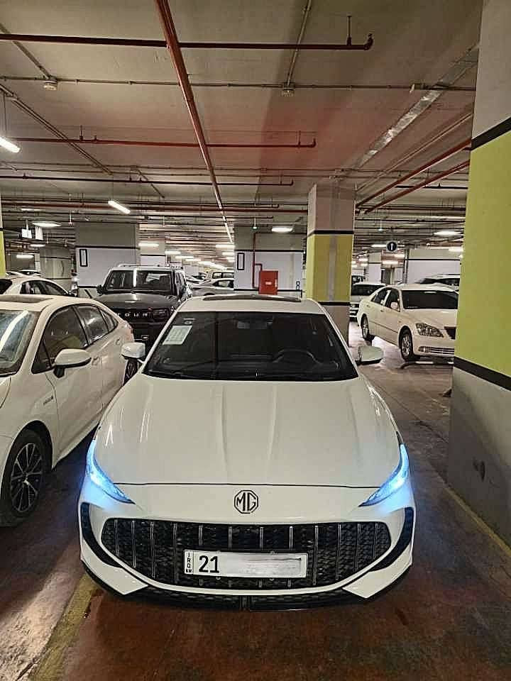 بەناوی خوای گەورە 
mg gt 2025full
بۆیاخ تەنک
شاشە ئەکتیڤ 
تەنها 7هەزار ڕۆشتوە
یەک پەڵە pdr هەیە سۆنەر و ڕەسمەکەشیم داناوە
ڕۆنی گۆڕاوە تا 13 هەزار 
کاعی kqd ئەسڵی بۆ دانراوە ناوسنوقی بۆدانراوە 
لە سلێمانیە 
سعری 118و مەجالێکی کەم 
***********
