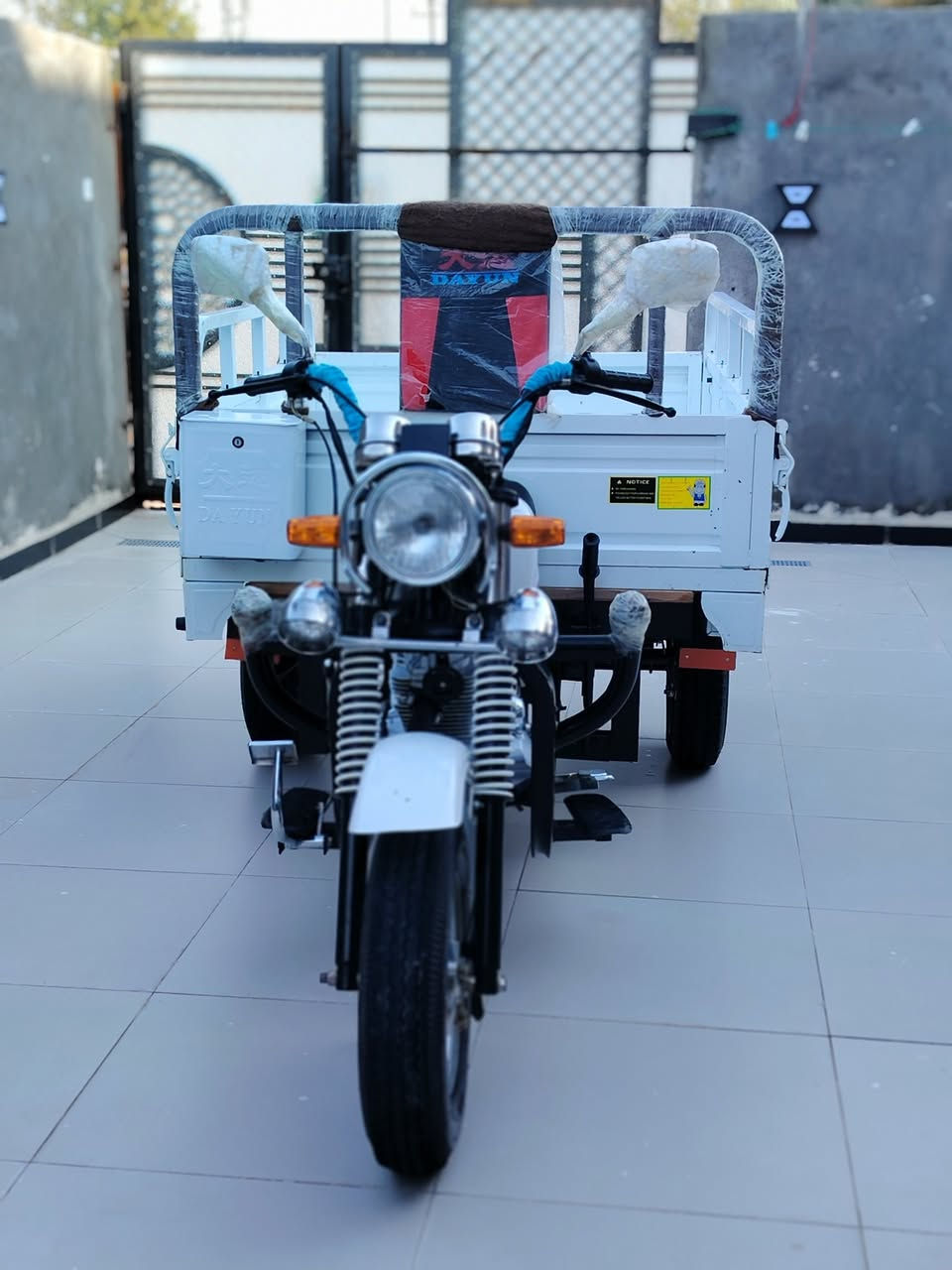 السلام عليكم
ستوته للبيع نضيفه كفاله عامه موديل 11 تعمير 2025 برغي ماناقص منها
السعر مليونين ونص وبيها مجال للشراي 
عنواني الناصريه قضاء الغراف
الشراي يتصل ع رقم
***********
