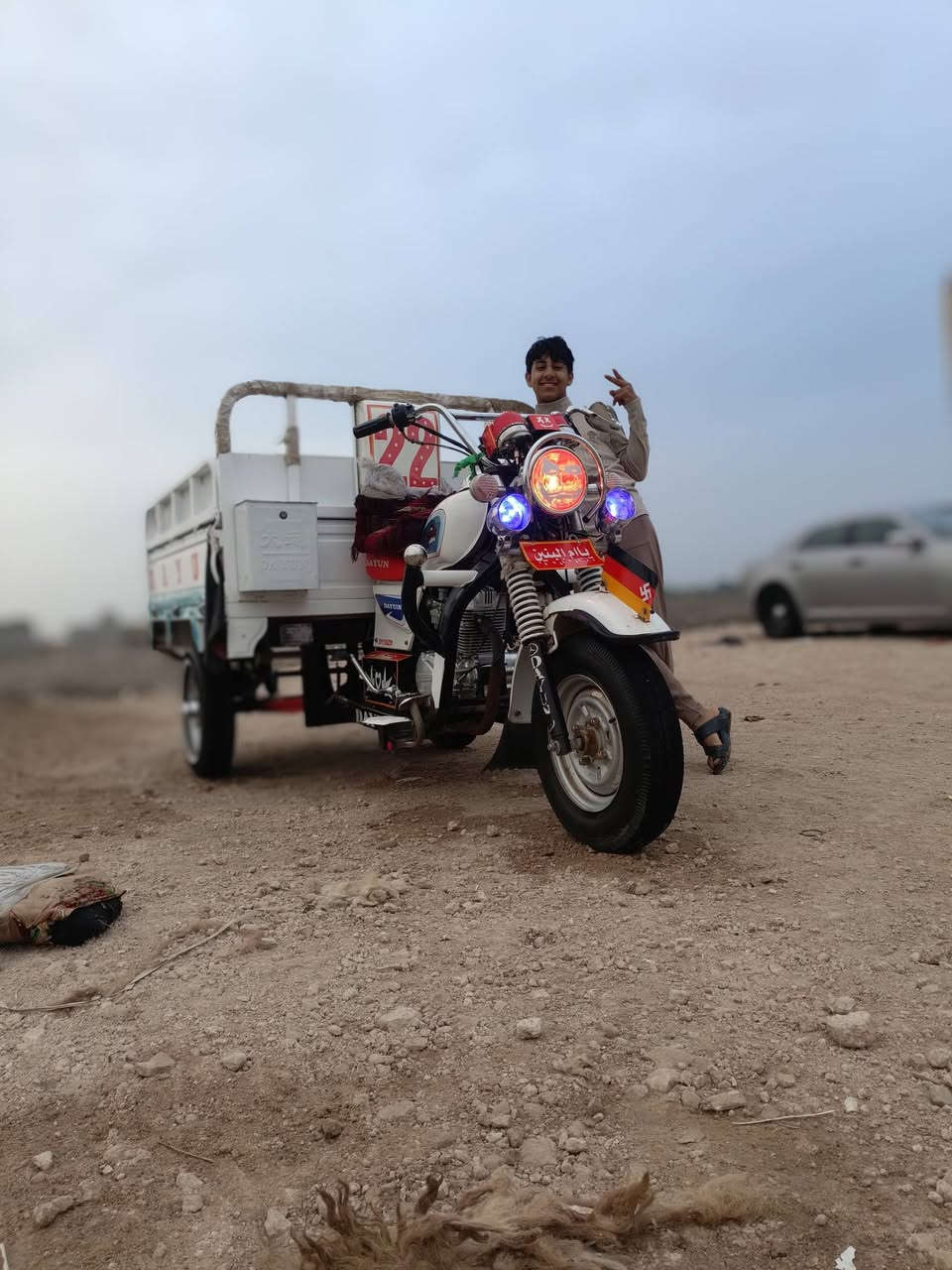 بسم الله الرحمن الرحيم
سلام عليكم ستوته دايون  للبيع موديل 2019 ستوته كفاله عامه تعمير 25 محرك جديد برقي ما مفتوح بيهه تواير ابو لخطه 
دشبول شغال كهربائيه كلهه شقاله 
مكاني ناصرية مركز
سعر خاص
رقم :***********
