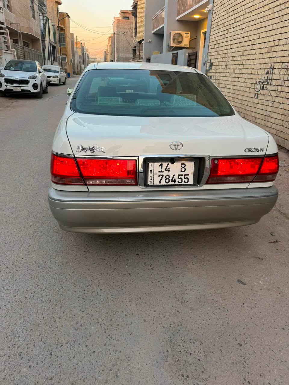 السلام عليكم ملكة 2003 اصل
رقم بصرة الجديد بااسمي تحويل ثاني يوم 
مواصفات الملكة معرفة مكفولة من الگص 
فوول مواصفات  ثلاث دكم 
سيارة جاهزة 
السعر /148وبيهة مجال
مكان السيارة /بغداد الدورة
للتواصل واتساب/***********
