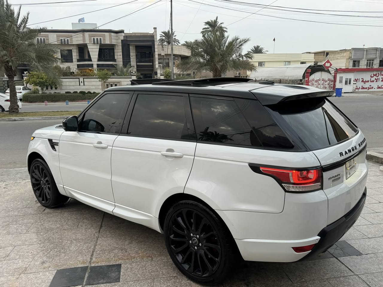 السلام عليكم
‏🇬🇧🇬🇧رانج روفر 2014 خليجي 🇬🇧🇬🇧 sport

السياره نظيفة جدآ جدآ واستخدام شخصي 

عداد المسافات 62 الف M

8 سلندر سوبر جارج بانزين  

🛑قماره بنانوراما على طولها

🛑داخل اسود 

🛑 جكات ٣ وضعيات 

🛑رادار تحديد مسار امامي

🛑 نظام صوت ميرديان (خرافي )🎧🎧

🛑 كاميرا

🛑صندوق كهرباء 

🛑بصمه عدد ٣ 

🛑 كراسي جلد

🛑 كراسي كهرباء

🛑كراسي تدفئه

   

  فور ويل لايت وبك لايت LED  

بلاك اديشن شاشة عدادات الكترونية 

حساسات 360 درجة 

رادارات وهناك العديد من المواصفات 

لوحات  بغداد وفحص وهزة وسنوية كله جديد وبأسمي شخصيآ 

مكان السيارة بغداد 

للاستفسار ع ***********
