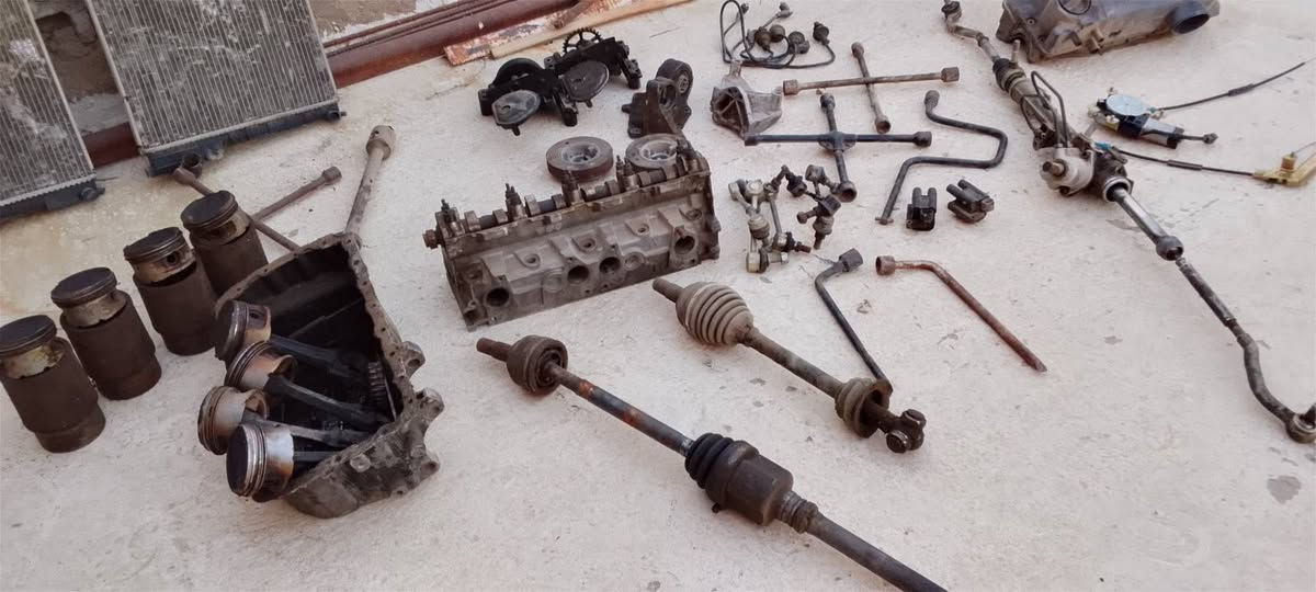 سلام عليكم غراض مال سمند وبيجو بارص محرك كور أغراض بساتم ابو الحفره هن وذراع مالتهم وهذا رقمي *********** بوب الشام بغداد
