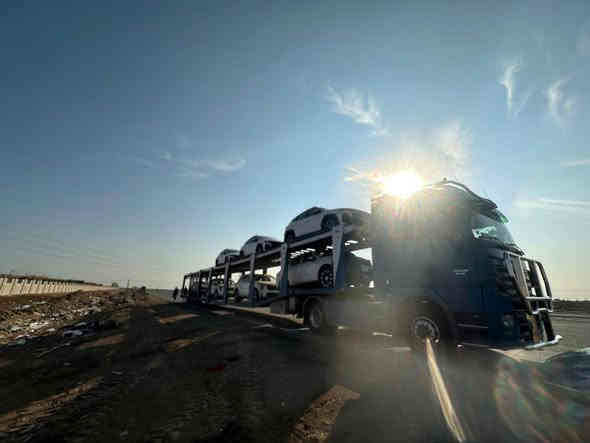 تخفيضات تخفيضات تخفيضات  🔥🔥🔥🔥🔥🔥🔥🔥🔥🔥
يعلن معرض المصطفى  للبيع السيارات الحديثة 

افضل الأسعار  بالسوق على سورنتو ((2025)) ، فول مواصفات 
((علماً ان السيارات كويتي اصلي)) خاضعة لضمان الشركة الدولية العراقية
السعر :($) 

• الموديل:2025 (خليجي)
• المحرك: 3.5 / 6 سلندر
• الضمان: 5 سنوات أو 100,000 كيلومتر وتبديل دهن مجاني (4)مرات
• اللوحات: مرقم بغداد كامل والسيارة مرقمة با أسمنا حصراً
نتعامل! ( بيع _ شراء _ مراوس _تسليم فوري) 

🚗 مواصفات السيارة بالتفصيل:
🔘 كير ماوس | 🔘 بصمة تشغيل عن بعد
🔘 شاشة GPS متصلة | 🔘 عداد سرعة ديجيتال | 🔘 مقاعد كهربائية (2)
🔘 سايد بريك بصمة وأوتوهولد | 🔘 7 راكب | 🔘 3 قطع تبريد
🔘 لايت وبك لايت LED | 🔘 إنارة داخلية LED | 🔘 ستائر أبواب خلفية
🔘 صندوق كهرباء | 🔘 ويل كب حجم 20| 🔘 شحن وايرلس | 🔘 8 حساسات
ملاحظة // مع هدية ارضيات أصلية 

📞 للحجز والاستفسار:
• الرقم 
• ***********
• ***********

ولا تنسى اذا حبيت تستبدل سيارتك القديمة بسيارة جديدة يتوفر نظام الاستبدال بين القديم والجديد ونحن بخدمتكم 🚘🚙

🚩 العرض الاقوى.. و الكمية محدودة!!
