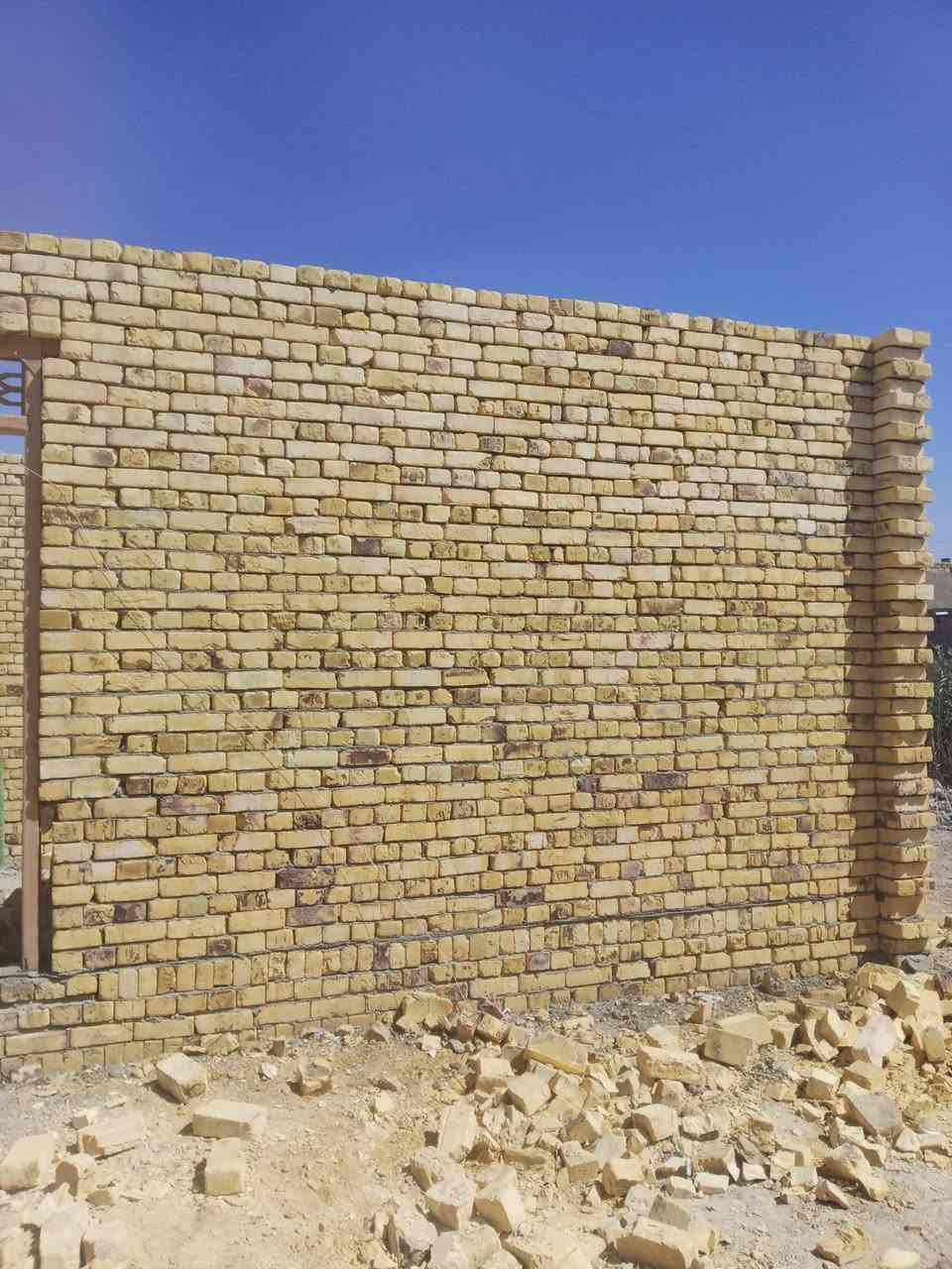 بناء درجة اولى وحاليا متفرق ***********
