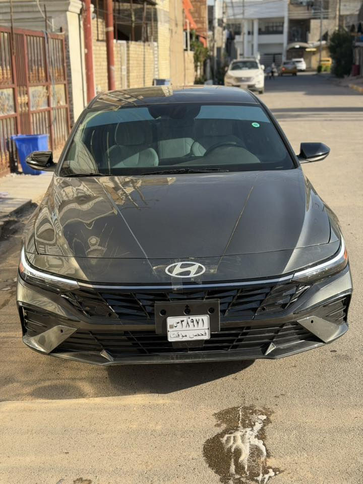 النترا موديل 2025 دخول جديد لون زيتوني 
ماشية 5 الاف زيروو آلاف محرك 2000 دوش
 صور الحادث موضح بالنشور بنيد مصلح نفسه  
دعاميه الاصليه نفس الون بدون ودواخل كفاله 
 السيارة ليبل واحد كفالة وبدون تبديل بدون فتح بدون دواخل
بصمه ويل كب تلفون شاحن 
داخل جلد ابيض تحكمات تشغيل عن بعد 
شاشا كبيره كار بلي درايف مود 

السعر 152
العنوان بغداد بلديات 
الهاتف ***********
