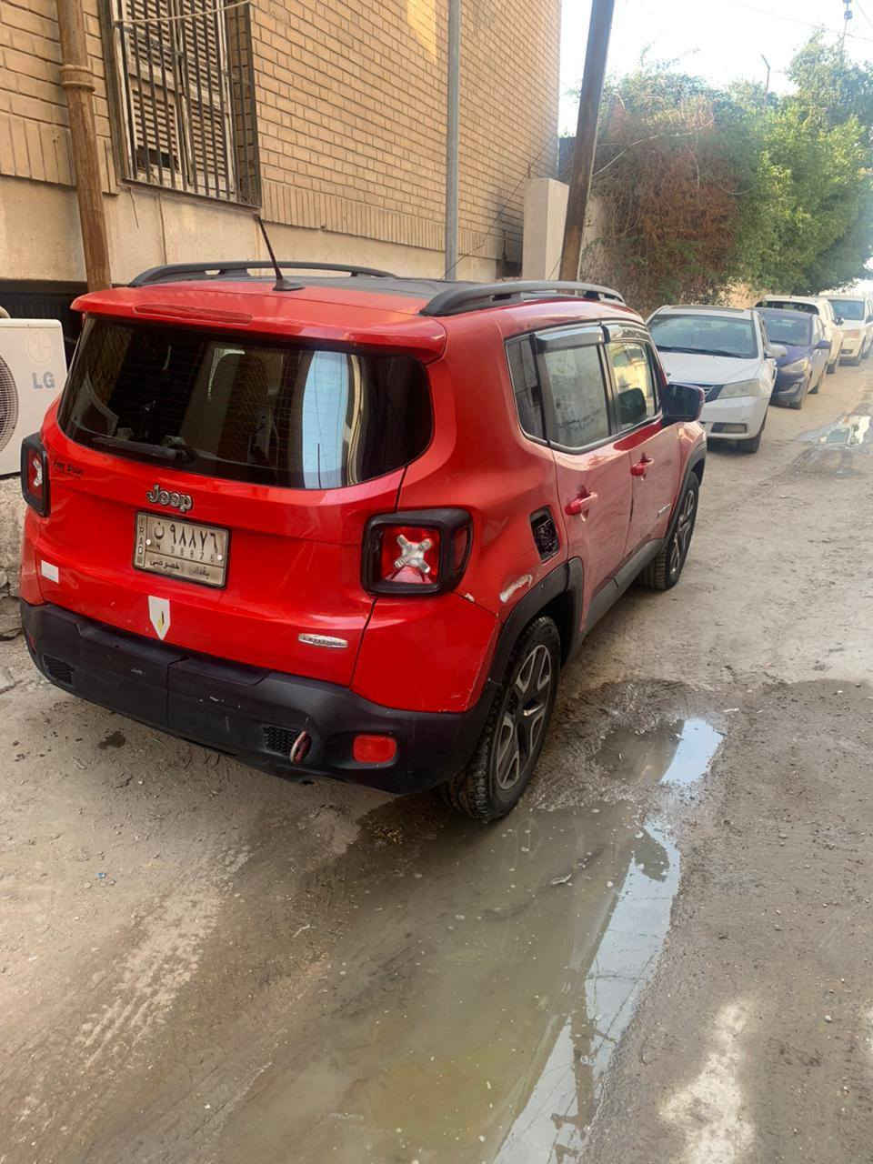 سلام عليكم
عندي جيب رننجيد
موديل 2016
وارد امريكي
رقم بغداد حره
فول مواصفات لخير
مكينه 2400
ماشيه 120 K قابل لزياده
موصفات تو ويل
بصمه تشغيل وابواب
تحكم ستيرن
كرسي سائق كهرباء
سايد بريك بصمه
شاشه لمس كبيره
مانع انزلاق
بانوراما
صور حادث بالمنشور 
حادثث جاملغ خافي باب خلفي ايرباك برده فقط طاك 
وبالعراق مضروبه جاملغ امامي بدون دواخل 
السعر 98 وبيه مجال حك جيه سيره حلوه وجديده احله من الصور بعد 
مكان سياره كراده داخل 
رقم هاتف تصال وتساب او عادي غير متواجد ع فيس 
*********** بغداد, العراق
