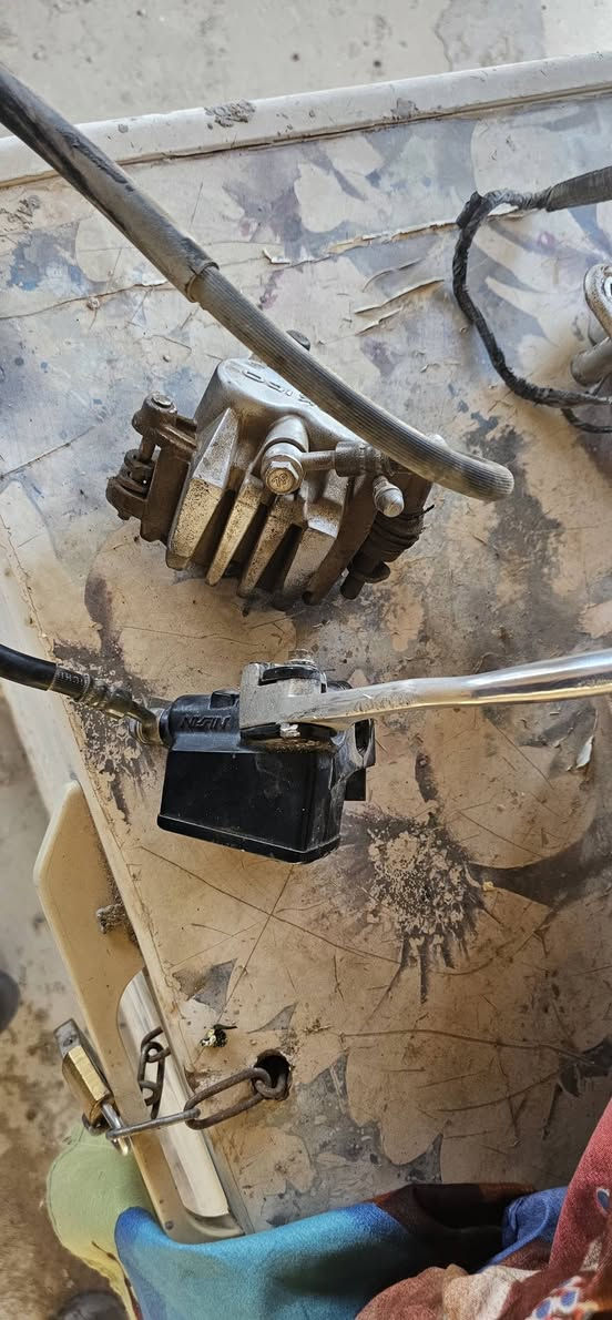 سلام عليكم  ادوات درجه سازوكي فولتي  ٢٥٠ رقم وتساب رسلني ودالل ***********
