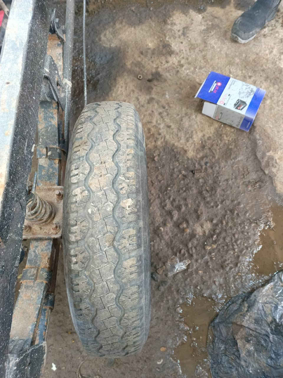 ويالة كب  نفخ وتواير جوبلس للبيع ب٥٠ هنة وتوايرهن شرط لا فتيلة ولا ركعة ***********
