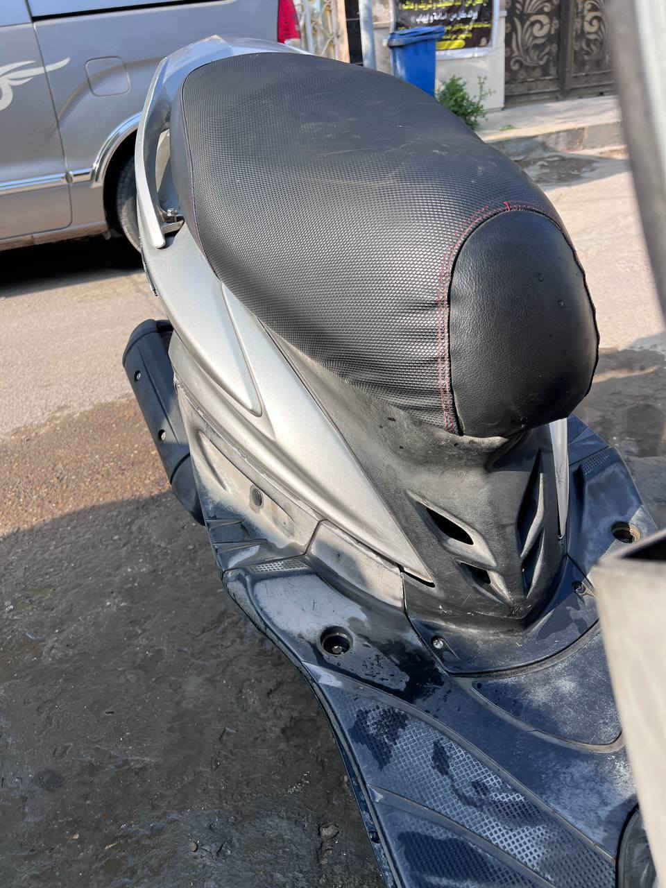 السلام عليكم
سكنس فحل للبيع ياباني 
مواصفات
ستاند حساس
عداد اكتروني
نوزل 
دهن:موتل فقط
مكينه برغي ما مفتوح بيه 
مكان :شعب 
رقم:***********
