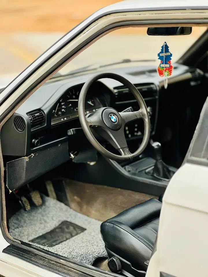 ايقونة وتحفة ليبية نادرة ف عالم BMW e30 
BMW e30 25/27 150m 🇩🇪
💎 ربي يبااااااارك 💎 لاقوة إلا بالله 💎
💎🔥💎 #تحف #طرابلس #ليبيا 💎🔥💎


**إذا كنت صاحب هذا الإعلان وتريد حذفه لأي سبب، رجاءا أرسل رسالة إلى الدعم الفني**