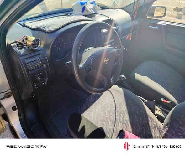 بسم الله والصلاة والسلام على رسول
السلام عليكم
استرا 2002 بغداد بسمي بلاديه الداخل خير من الله
صدر ٨٠ ب ١٠٠ بيها ظربه خفيفه بالجنطه محرك ١٦٠٠ دايو خير من الله لا تنقيص ولا تبخير
تبريد نقص بس غاز منضومة بانزين كامله
السعر ٤٢ وبيه مجال تلفون *********** /*********** اتصل ودلل
