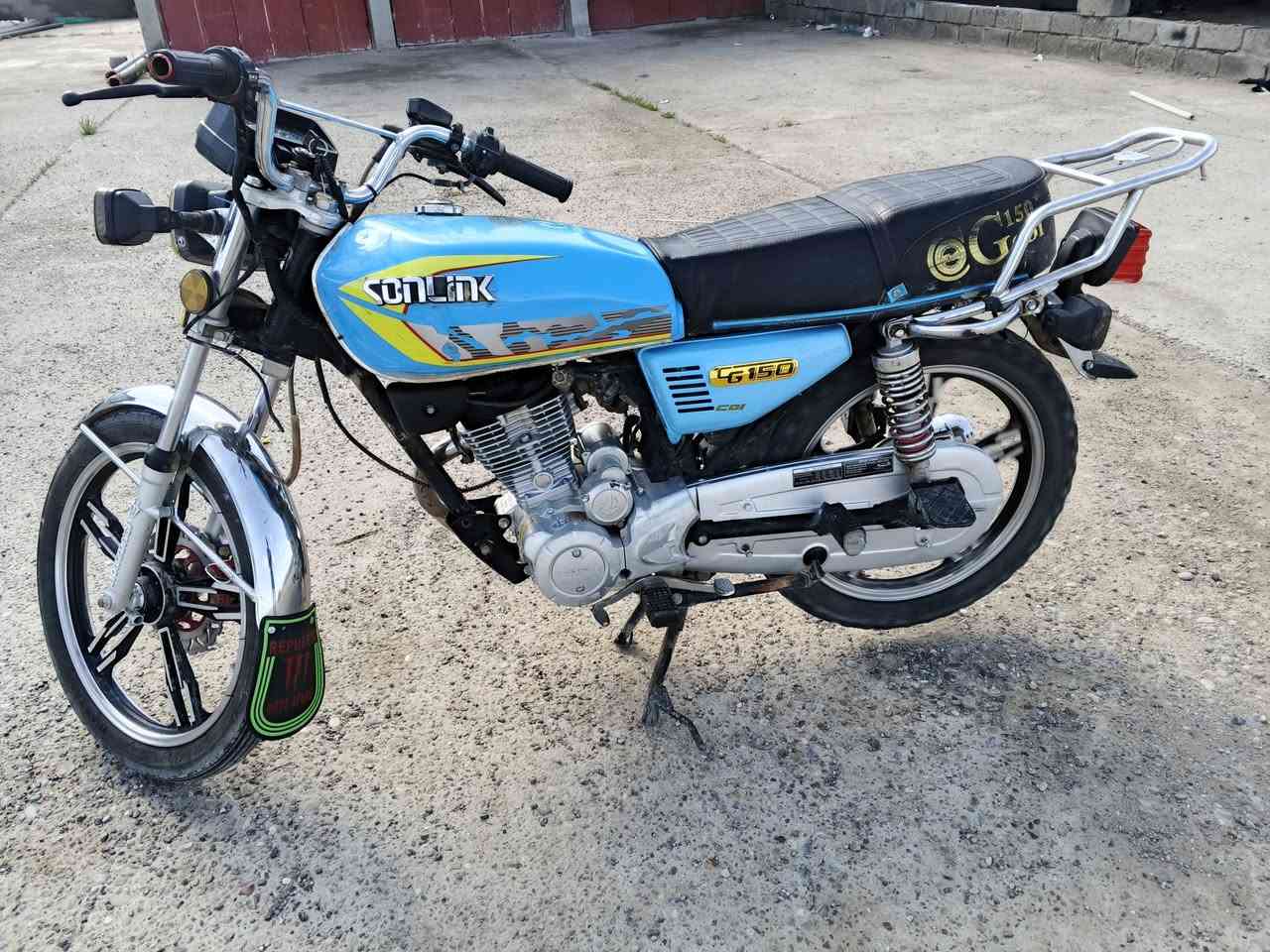 السلام عليكم للبيع دراجه 23دراجه حلوه 
تخبل بيها منفيز سعر الدراجه 475وبيها مجال مكان الدراجه سامراء  ***********التصال
