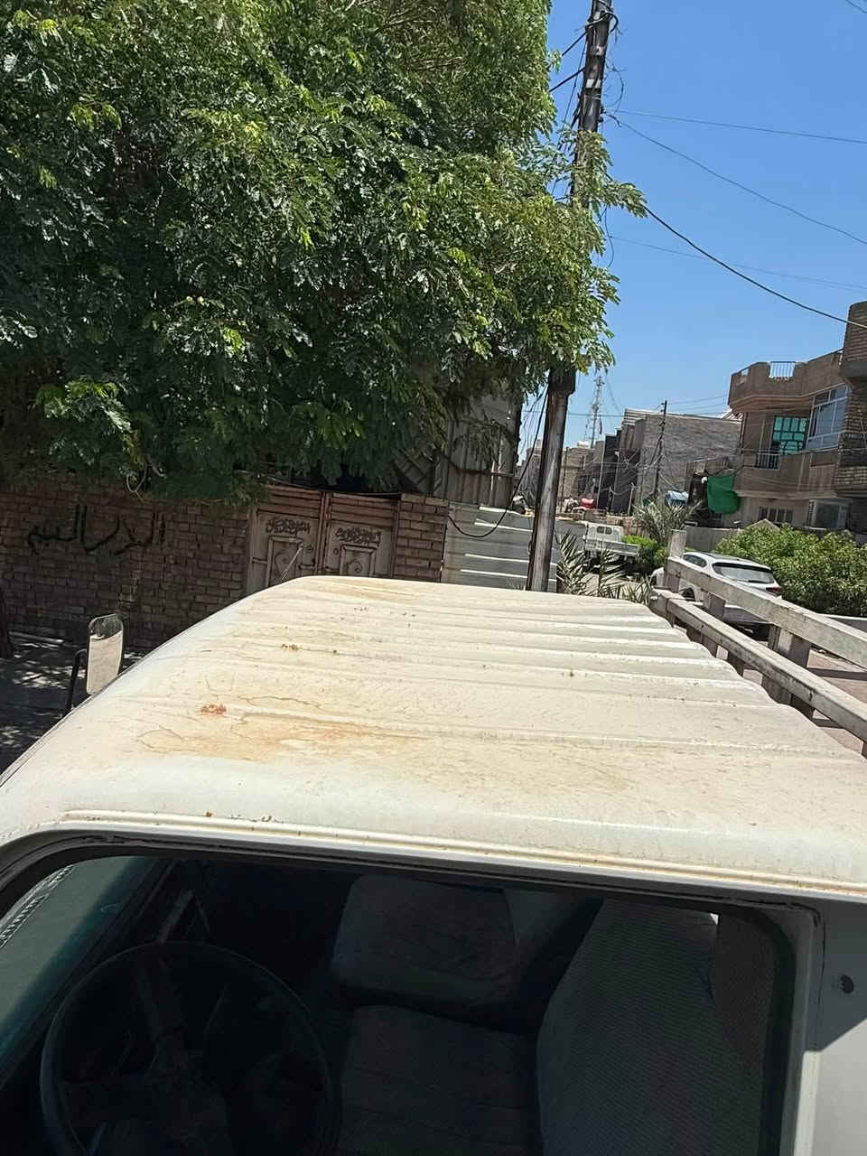 السلام عليكم كيا ماصده بدي فحل موديل 94
السياره باسمي مشروع وطني رقمي بغداد دولي 
كير ومكينه مكفول شرط التحويل 
مكان السياره بغداد السعر خاص 
السياره داخله هزه مشروع وطني 
الاستفسار ***********
ملاحضه السياره ابلاديه قطره صبغ ما بيه
