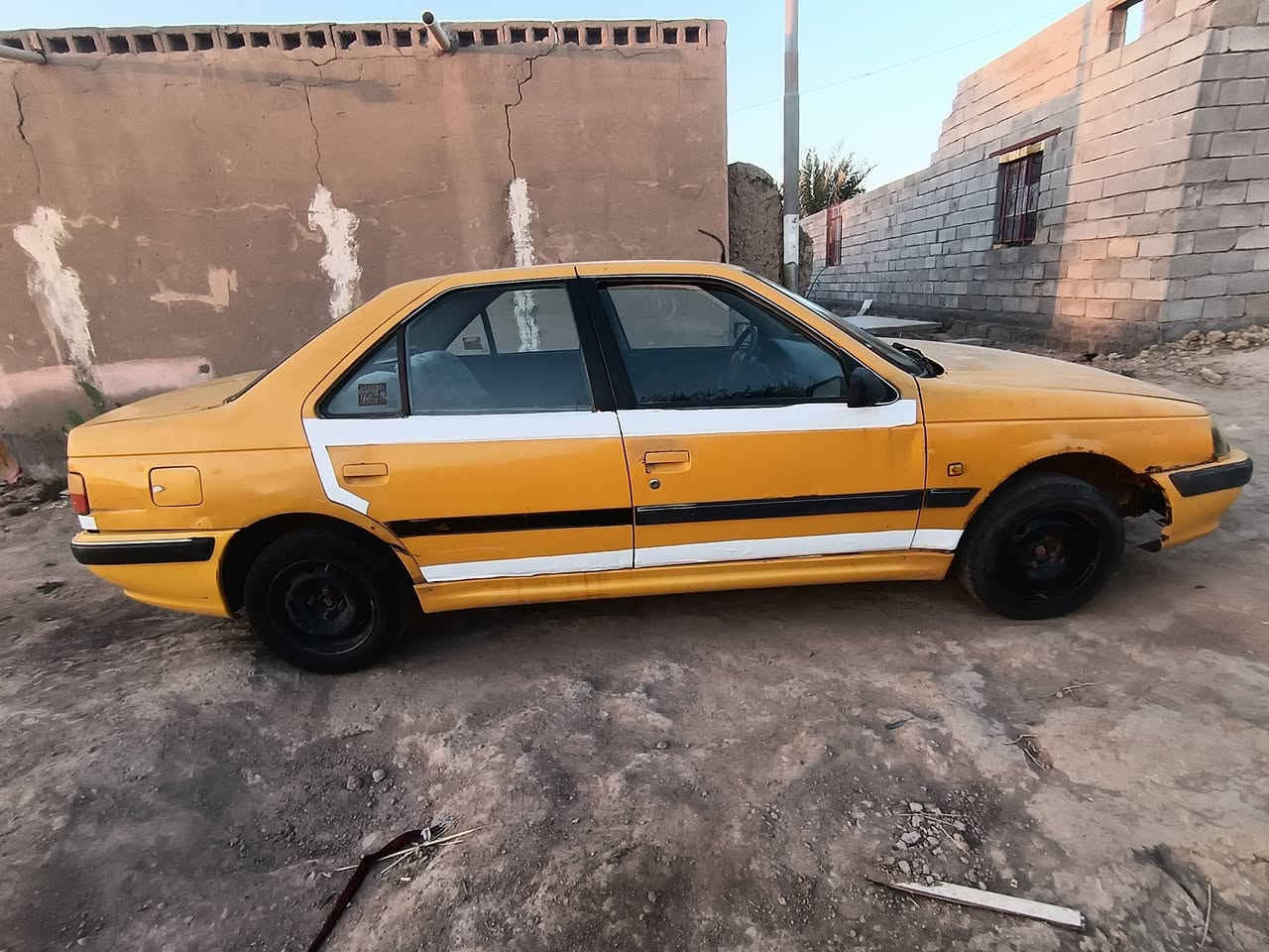 بيجو بارس 2013 للبيع گير و محرك كفالة بدي نظيف كهربائيات بيها خربطة شوي بريك بيه ضعف شوي السيارة من تشتغل بيها خربطة ما عرضتها على على مصلح  راعيها موجود بس انا ما متواصل وياه بس الي اشتريتها منه يعرفه انا ابيعلك كوم حديد مثل ما اشتريت اذا مو شراي لا اتعبني ولا اتعبك و اذا شراي انا خادم الك سعرها 15 ورقة
سنوية منتهية من ال 24
تواصل خاص


**إذا كنت صاحب هذا الإعلان وتريد حذفه لأي سبب، رجاءا أرسل رسالة إلى الدعم الفني**