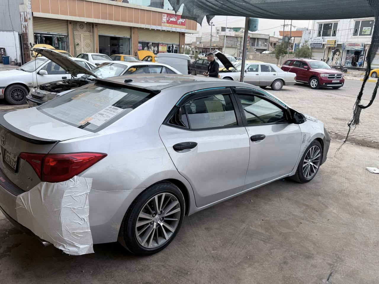 سلام وعليكم
كلشي اكو بلسوك تعجبك اتصل ممتواجد علفيس متعجبك اعبر المنشور 
بيع او مراوس
كورله موديل 2017 se
ضرر الكندي جاملغ الخلفي جهت سكن مواصل تكمه ولا حوض ولا كص 
وبلعراق جاملغ امامي السكن شاصي اربع اصابع تعديل فقط جاملغ نفسه فقط البونيد امبدل 
بيها قطع فقط رش اثر شخوط ابيعها احزام 
رقم جديد سنويه جديده بسمي 
دفتر بانزين 
منضومة غاز 60 لتر بيها 

محرك جديد شاد 
سياره جاهزا 
سعر 115 
***********
