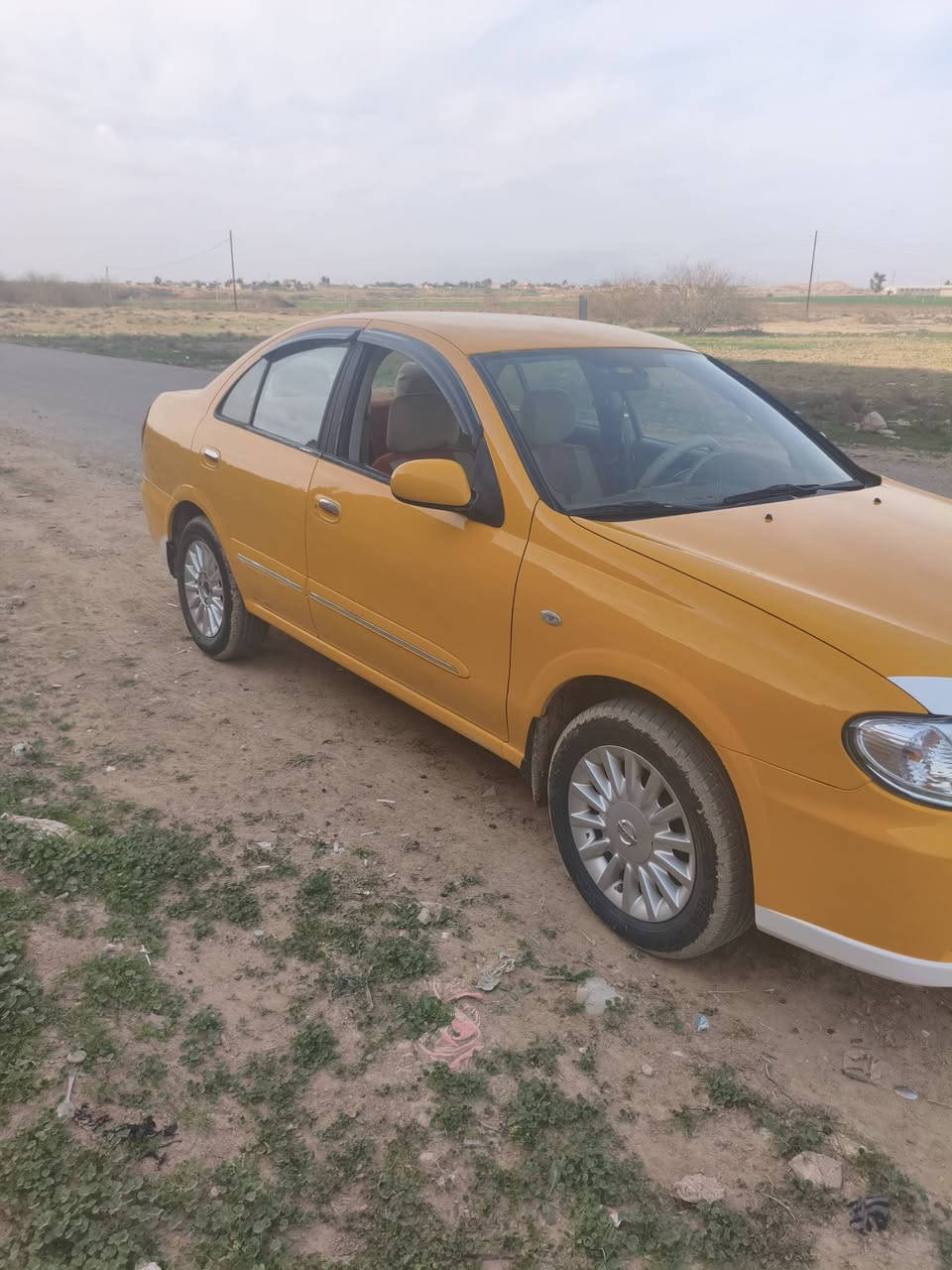 نسيان سني 2010 حداديه 100ب100 تخم تاير تبريد تدفئه داخل لونين كير عادي مصفره هيئه  وغرامات رقم صلاح الدين الألماني سنويه 27 صدر خلفي امامي جديد مكان سياره صلاح الدين الحجاج السعر 100$ غير قابل لتفاوض *********** ضرر جاملق سكن
