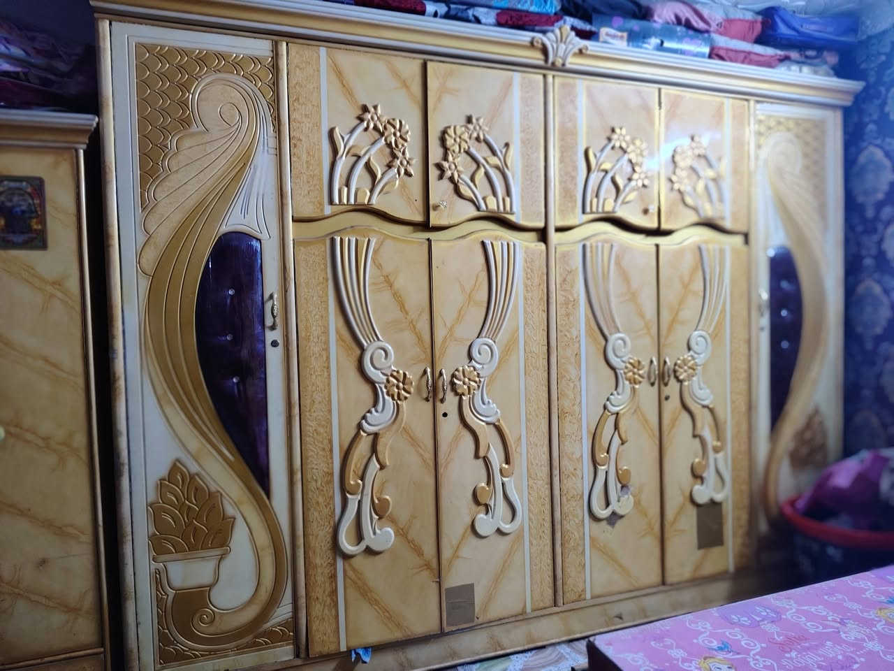 غرفه نوم البيع ***********
السعر 750
