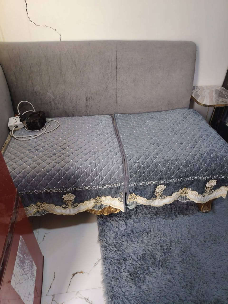 تخم جديد لبيع السعر ٣٥٠ العنوان الجزيره باب الهوه خمس قطع


**إذا كنت صاحب هذا الإعلان وتريد حذفه لأي سبب، رجاءا أرسل رسالة إلى الدعم الفني**