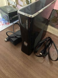 اكس بوكس 360 • هارد 250GB • نقص جويستك